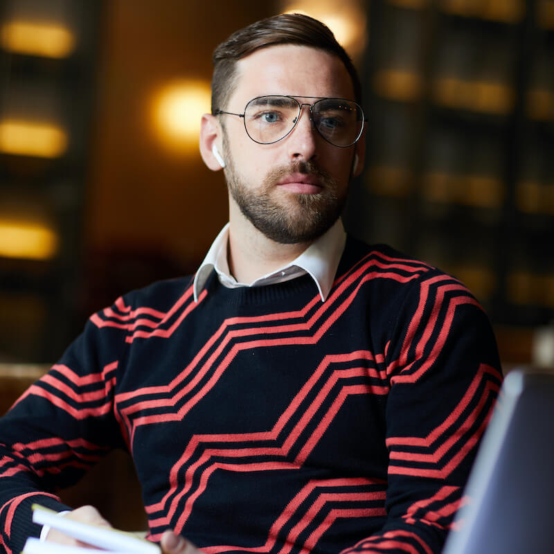 thoughtful-man-2021-09-24-02-52-02-utc.jpg