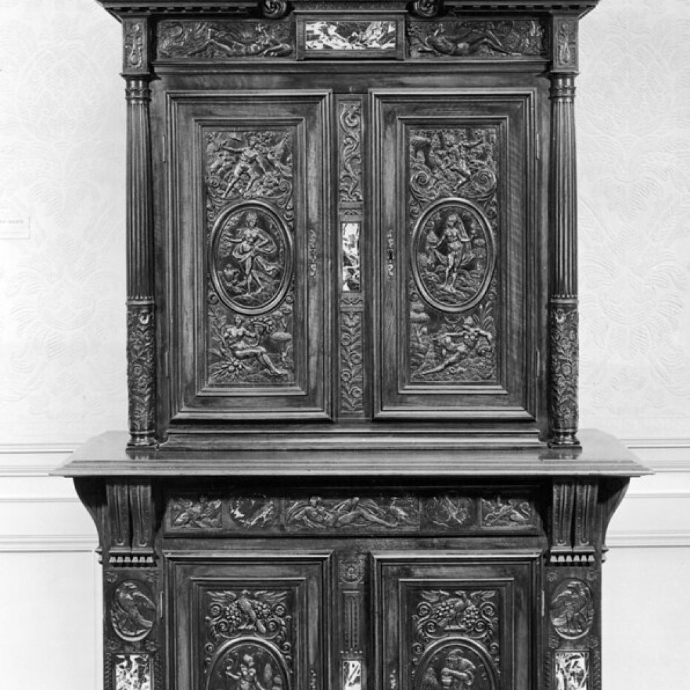Furniture detail 3